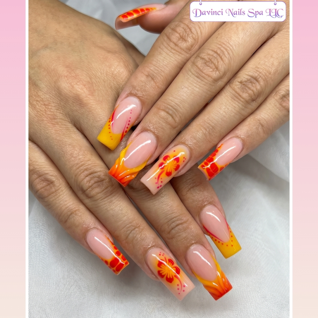 Davinci Nails spa Llc logo